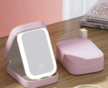 Load image into Gallery viewer, Illuminated Cosmetic Travel Case