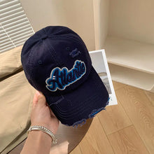 Load image into Gallery viewer, Versatile Women's Wide Brim Duck Tongue Hat with Headband