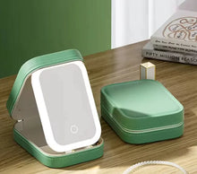 Load image into Gallery viewer, Illuminated Cosmetic Travel Case