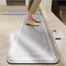 Load image into Gallery viewer, Absorbent Non-Slip Kitchen Mat