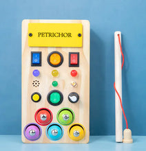 Lade das Bild in den Galerie-Viewer, Bright Start LED Wooden Busy Board – Early Learning Toy for Kids ITDinos®