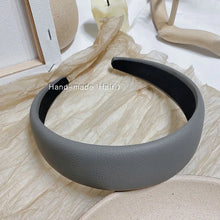 Load image into Gallery viewer, Wide Headband with Lychee Leather Design
