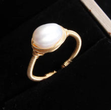 Load image into Gallery viewer, 14k Gold-Plated Natural Freshwater Pearl Woven Ring ITDinos®