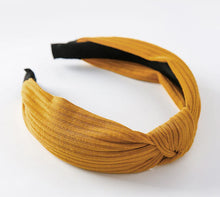 Load image into Gallery viewer, Knit Wide Vintage Headband with Knot Detail