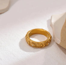 Load image into Gallery viewer, Star, Moon, and Sun Ring