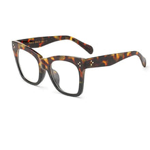 Load image into Gallery viewer, Fashionable Oversized Sunglasses for Women ITDinos®