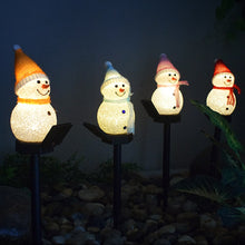 Lade das Bild in den Galerie-Viewer, Solar Christmas Lights Snowman LED Lamp Solar Lighting for Garden Christmas Decor Itdinos