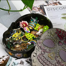Load image into Gallery viewer, DIY Crystal Epoxy Skull Coffin Jewelry Box Mold ITDinos®
