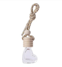 Lade das Bild in den Galerie-Viewer, Hanging Glass Car Perfume Bottle Rearview Mirror Pendant ITDinos®
