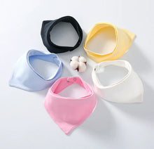 Load image into Gallery viewer, Cotton Triangle Scarf for Newborns and Babies ITDinos®
