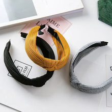 Load image into Gallery viewer, Knit Wide Vintage Headband with Knot Detail
