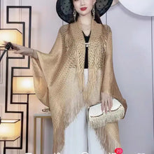 Lade das Bild in den Galerie-Viewer, Versatile Long Fringe Shawl with Hollow Design
