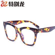 Lade das Bild in den Galerie-Viewer, Fashionable Oversized Sunglasses for Women ITDinos®
