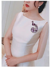 Load image into Gallery viewer, Fashionable Alloy Peacock Brooch with Rhinestones ITDinos®

