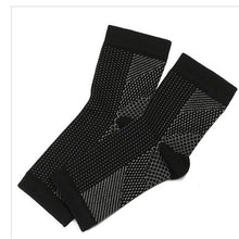 Load image into Gallery viewer, Energizing Compression Socks
