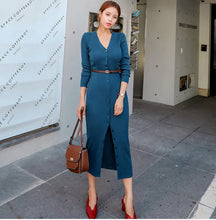 Load image into Gallery viewer, 2019 Autumn Women&#39;s Long Sleeve Black Knit Dress ITDinos®
