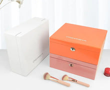 Load image into Gallery viewer, Elite Makeup Pro Case with LED Mirror
