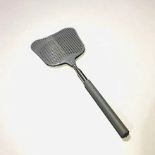 Lade das Bild in den Galerie-Viewer, Banana-Shaped Telescopic Fly Swatter for Insect Control ITDinos®
