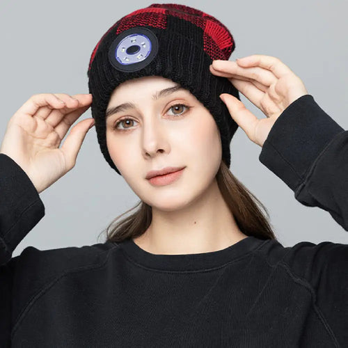 Bluetooth 5.0 Binaural Stereo Knit Hat with LED ITDinos®