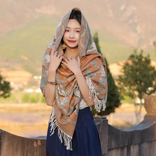 Lade das Bild in den Galerie-Viewer, Women&#39;s Office Nap Shawl Vintage Scarf with Fringe
