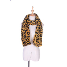 Lade das Bild in den Galerie-Viewer, Women&#39;s Thick Leopard Print Scarf and Shawl - Autumn/Winter
