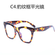 Lade das Bild in den Galerie-Viewer, Fashionable Oversized Sunglasses for Women ITDinos®
