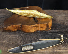 Load image into Gallery viewer, Creative Incense Burner with Vintage Zen Design ITDinos®
