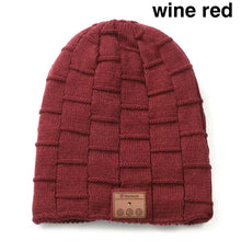 Load image into Gallery viewer, Knit Fleece Hat with Bluetooth Headphones (Music Cap) ITDinos®
