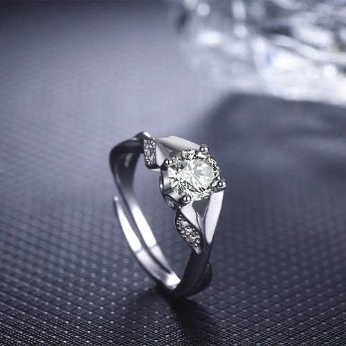 White Gold-Plated Vintage Ring with Zircon Stones ITDinos®