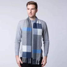 Lade das Bild in den Galerie-Viewer, Men&#39;s Cashmere Scarf - Thick Plaid for Autumn/Winter
