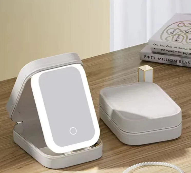 Illuminated Cosmetic Travel Case