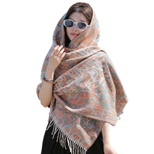 Lade das Bild in den Galerie-Viewer, Women&#39;s Office Nap Shawl Vintage Scarf with Fringe
