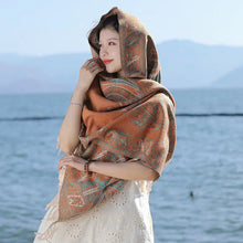 Lade das Bild in den Galerie-Viewer, Women&#39;s Office Nap Shawl Vintage Scarf with Fringe

