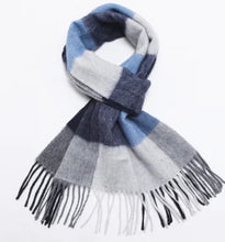 Lade das Bild in den Galerie-Viewer, Men&#39;s Cashmere Scarf - Thick Plaid for Autumn/Winter
