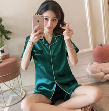 Load image into Gallery viewer, Silk Sleepwear set

