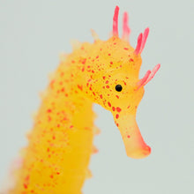 Load image into Gallery viewer, Silicone  Luminous Fish Tank Aquarium  Sea Horse Decoration Itdinos
