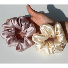 Lade das Bild in den Galerie-Viewer, 100% Pure Silk Large Scrunchies Ropes Hair Bands Ties Elastics Ponytail Holders for Women Girls Hair Accessories 19 Momme 3.5CM Itdinos
