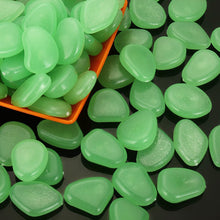 Lade das Bild in den Galerie-Viewer, Glow In The Dark Luminous Garden Pebbles [10 pcs] Itdinos
