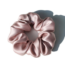 Lade das Bild in den Galerie-Viewer, 100% Pure Silk Large Scrunchies Ropes Hair Bands Ties Elastics Ponytail Holders for Women Girls Hair Accessories 19 Momme 3.5CM Itdinos

